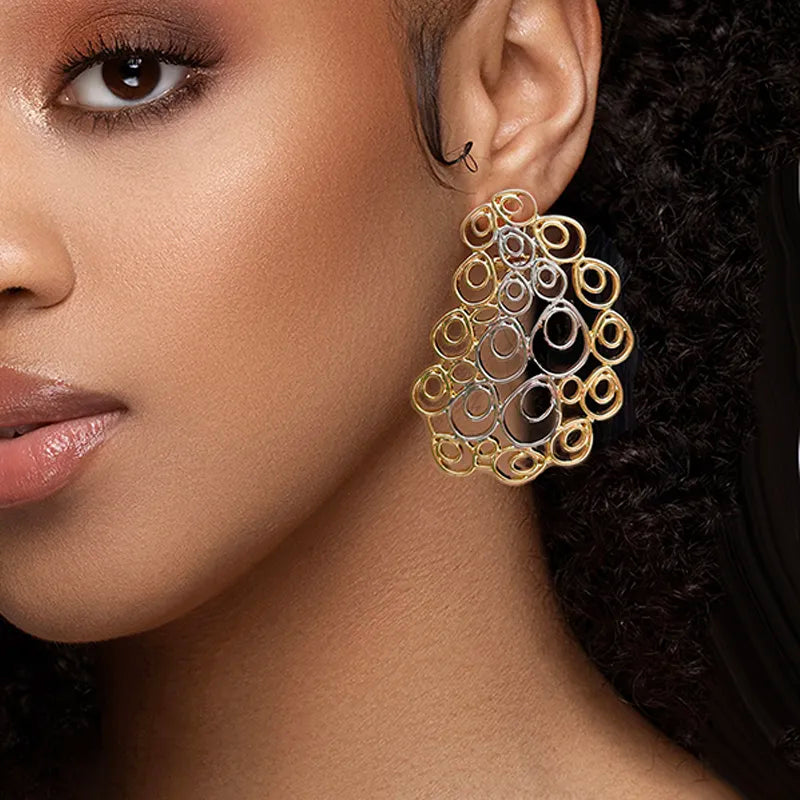 18k-gold-hoop-earrings - Famzoa