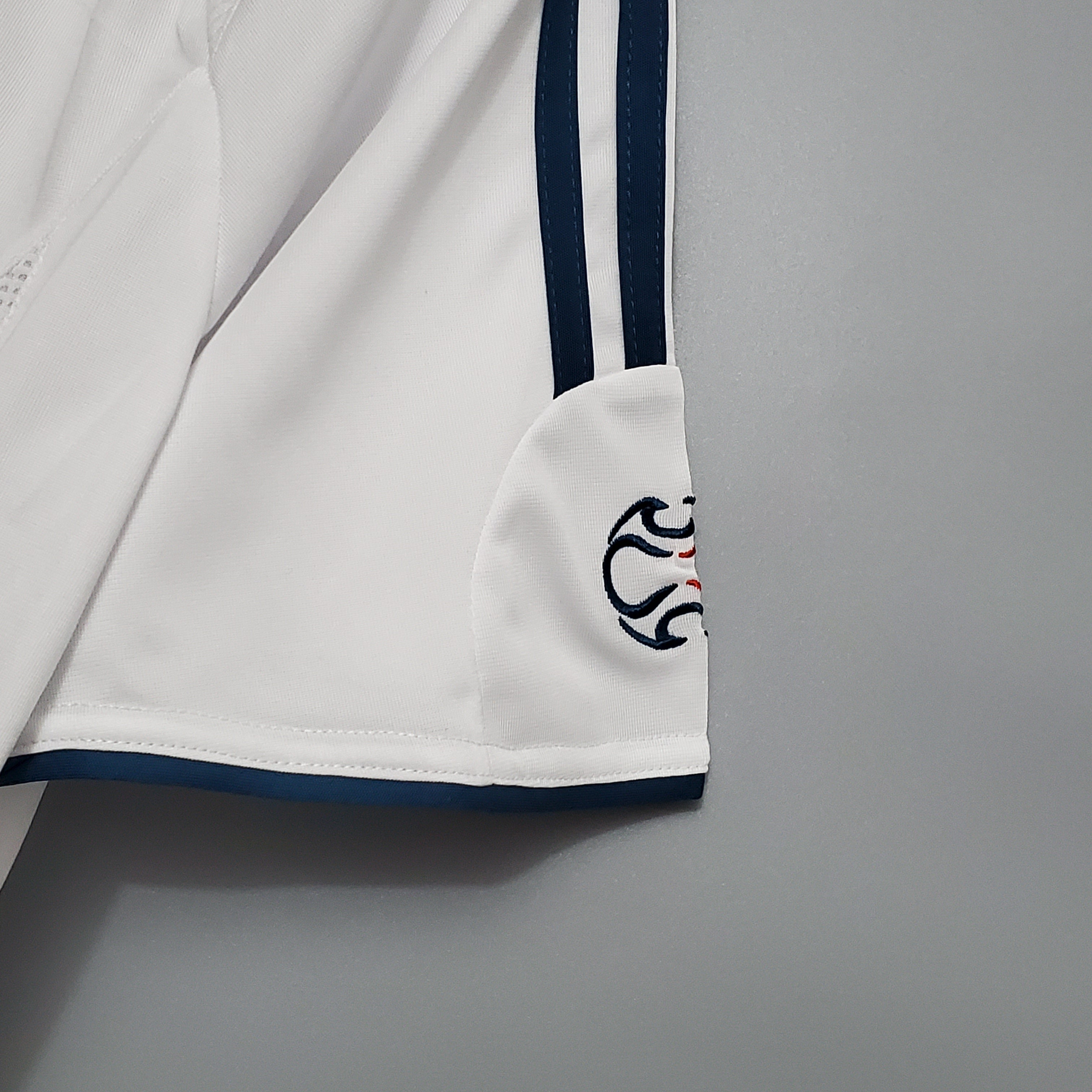 Liverpool 2006/2007 Third Retro Shirt