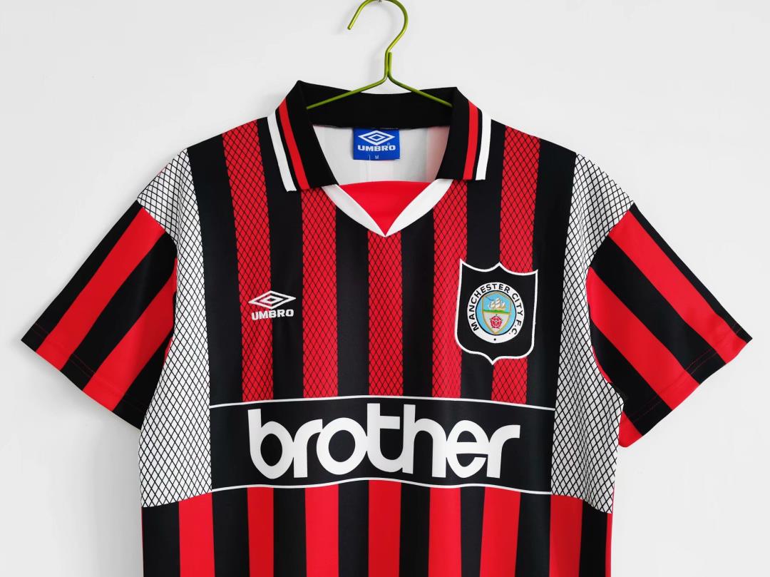 Manchester City 1994/1996 Away Retro Shirt