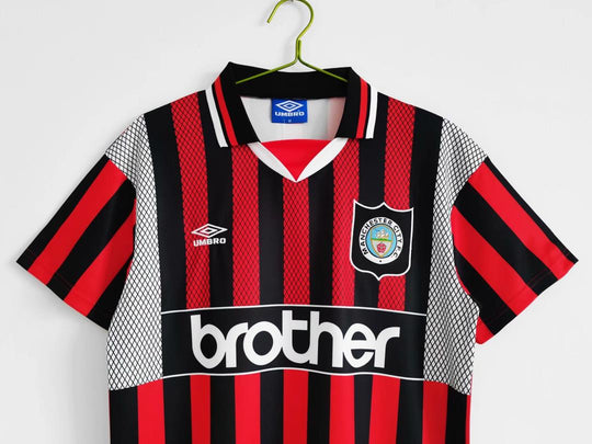 Manchester City 1994/1996 Away Retro Shirt