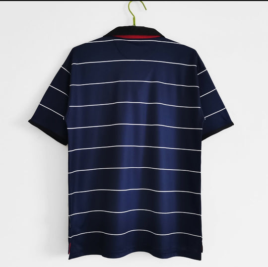 Manchester United 1999/2000 Away Retro Shirt