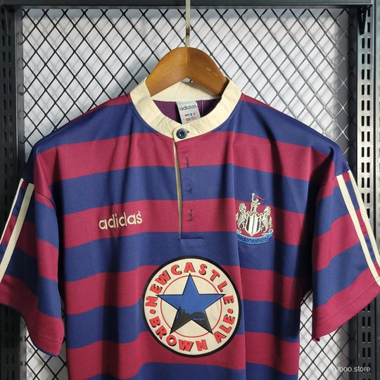 Newcastle United 1995/1997 Away Retro Shirt