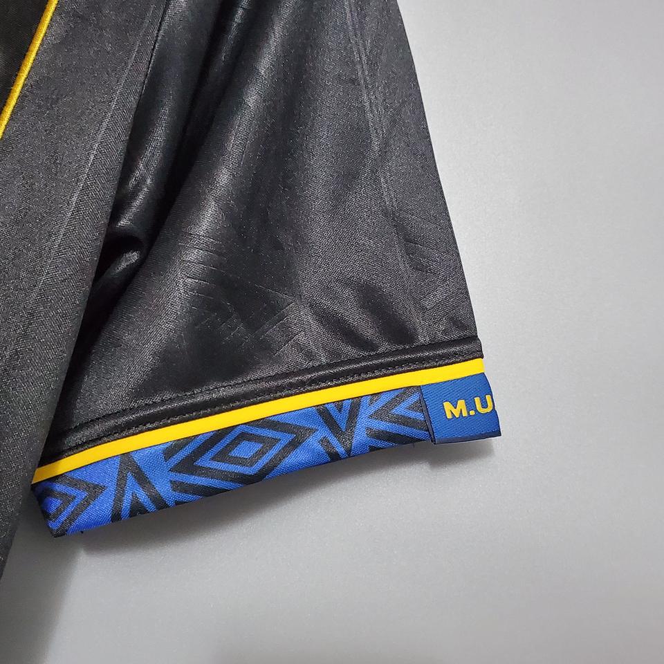 Manchester United 1993/1995 Away Retro Shirt