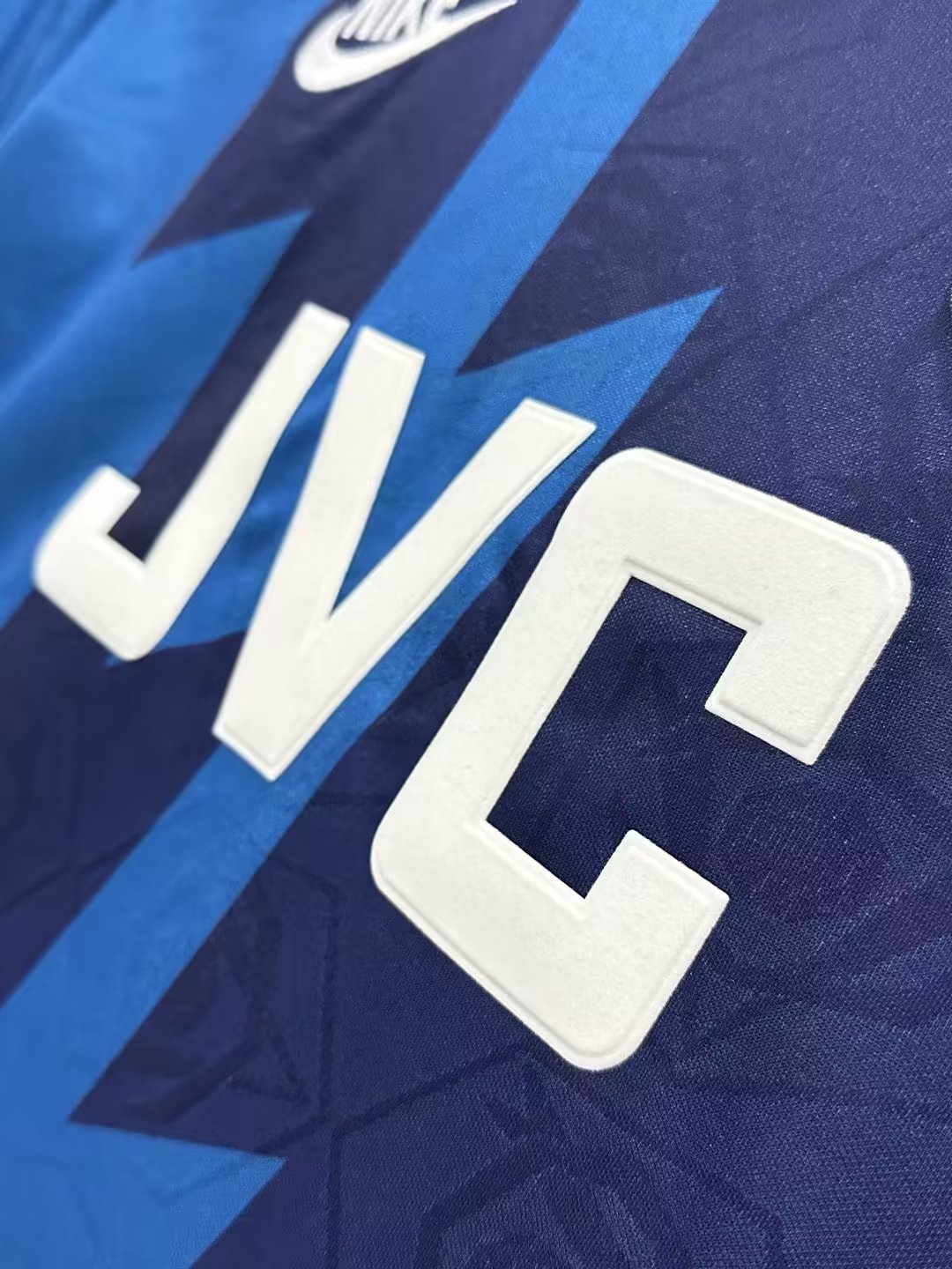 Arsenal 1995/1996 Away Retro Shirt - Long Sleeve