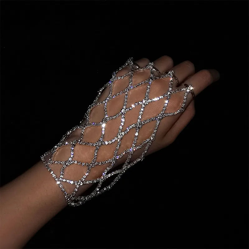 finger-linked-bracelet