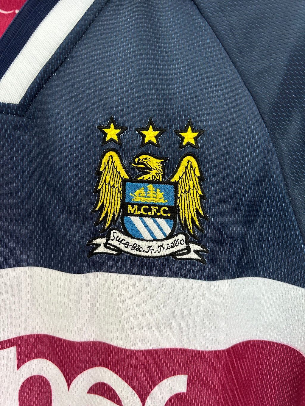 Manchester City 1997/1998 Away Retro Shirt