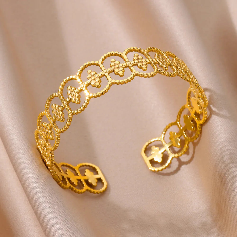 gold-plated-charm-bracelet