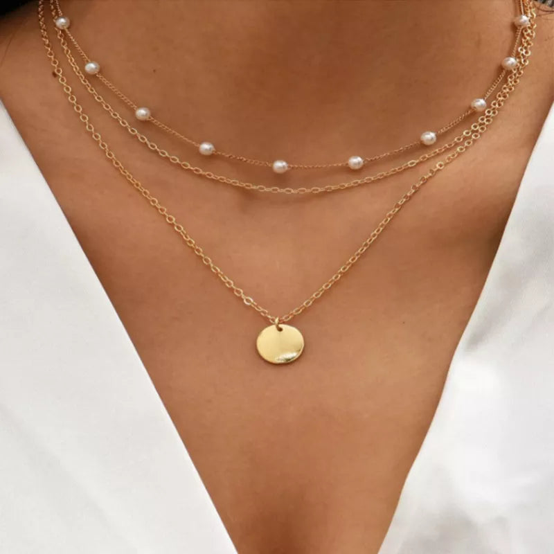 pearl-necklace-with-pendant