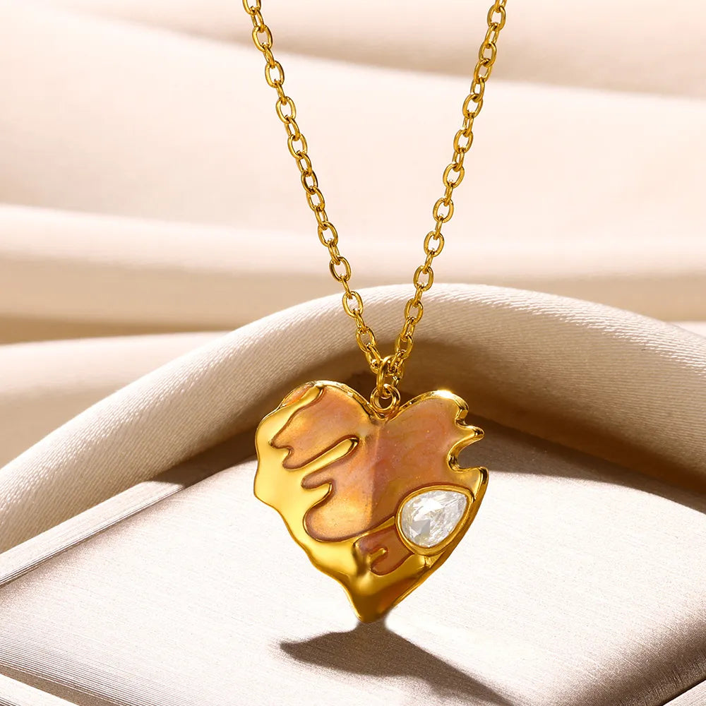 gold-heart-necklace