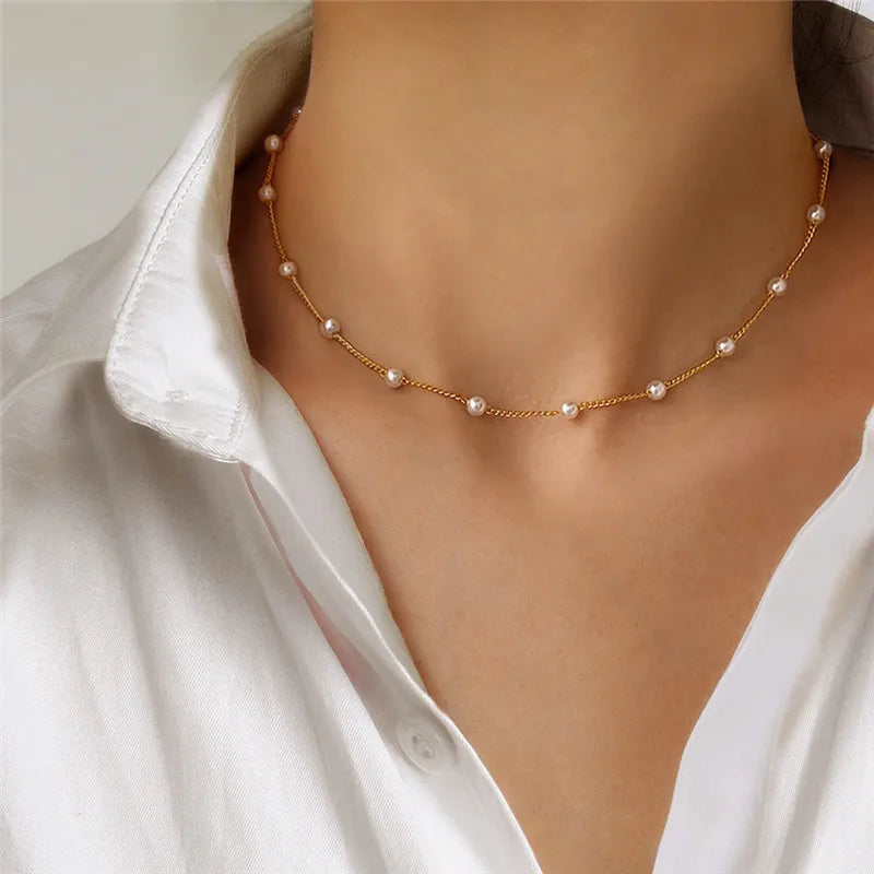 pearl-necklace-with-pendant