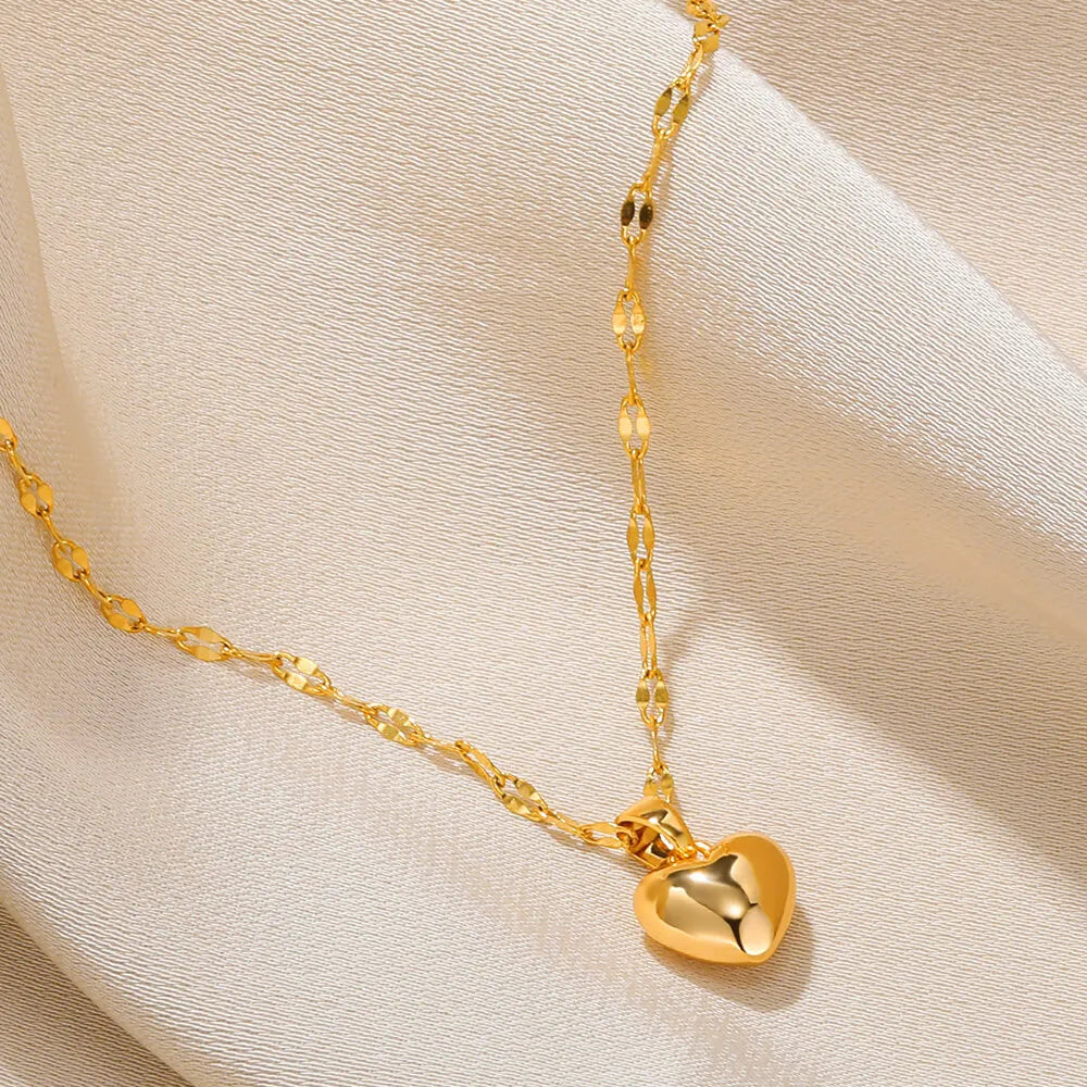 gold-heart-necklace