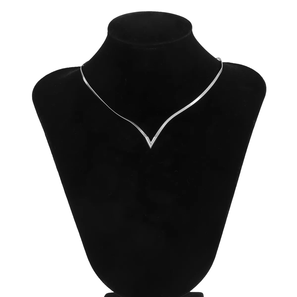 v-shaped-necklace