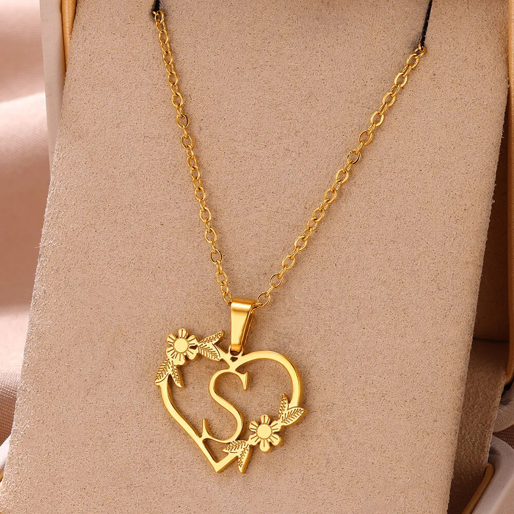 gold-heart-necklace