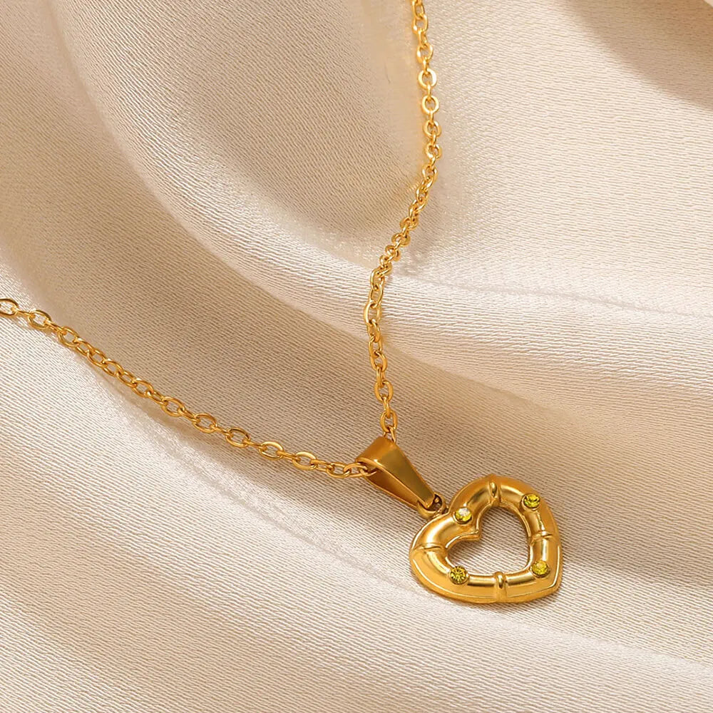 gold-heart-necklace