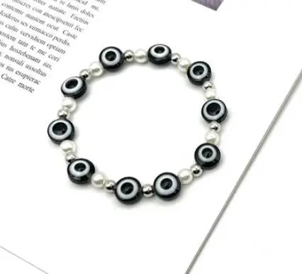 evil-eye-beaded-bracelet