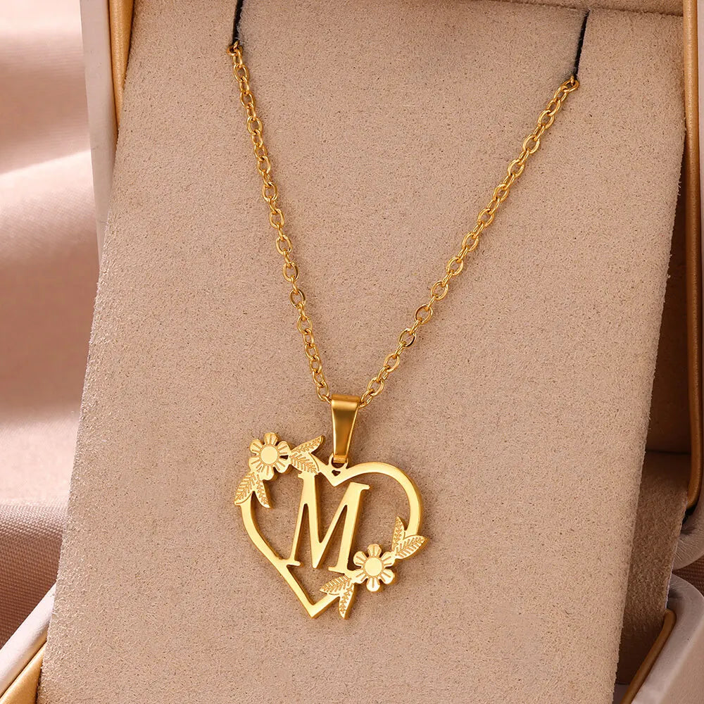 gold-heart-necklace