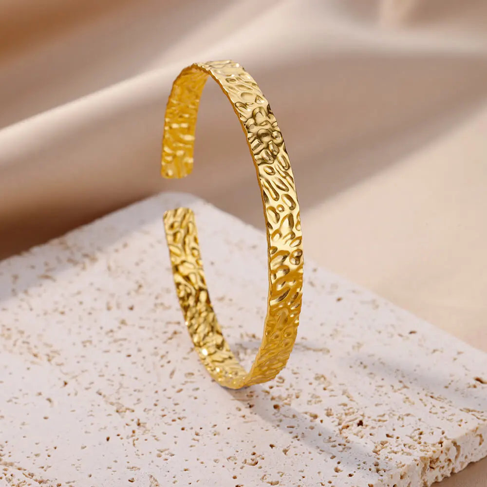 gold-plated-charm-bracelet