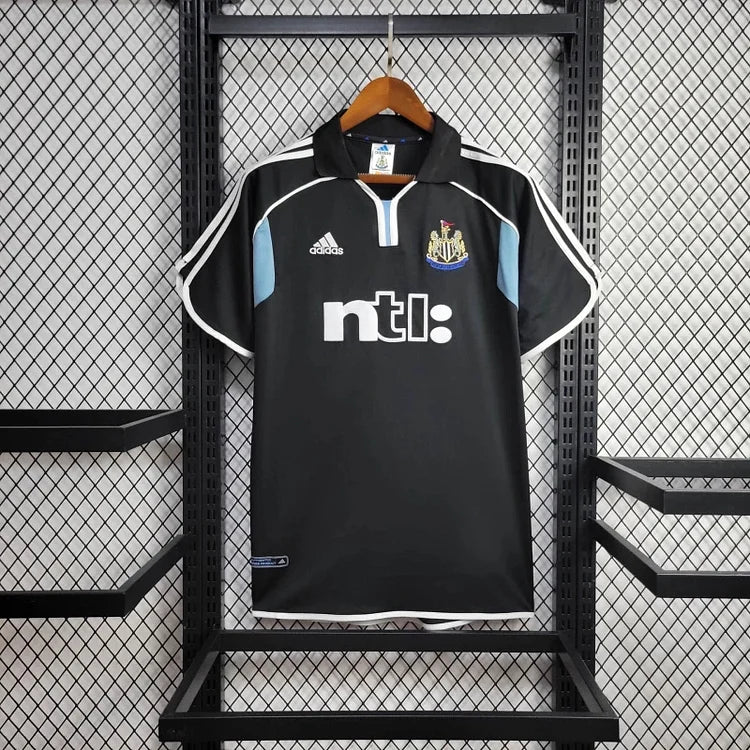 Newcastle United 2000-2001 Away Retro Shirt
