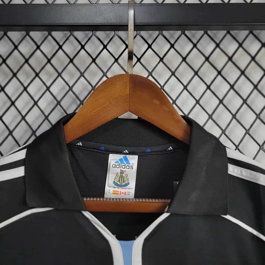 Newcastle United 2000-2001 Away Retro Shirt