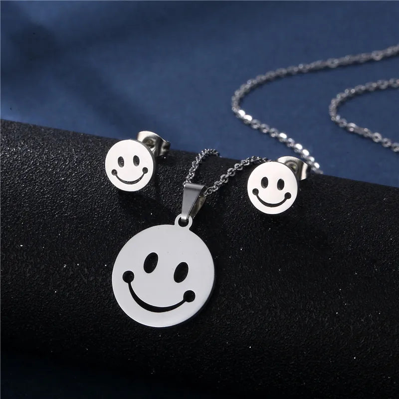 smiley-face-pendant